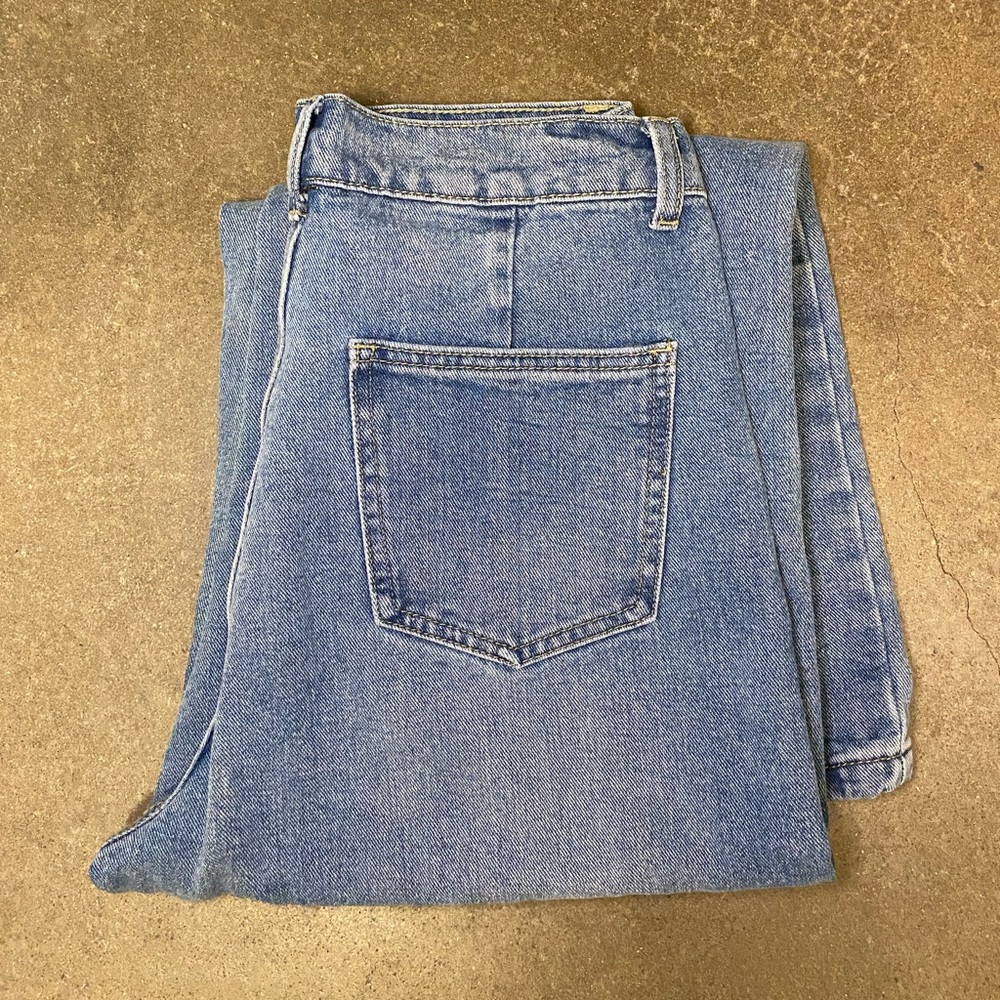 women’s wide leg jeans